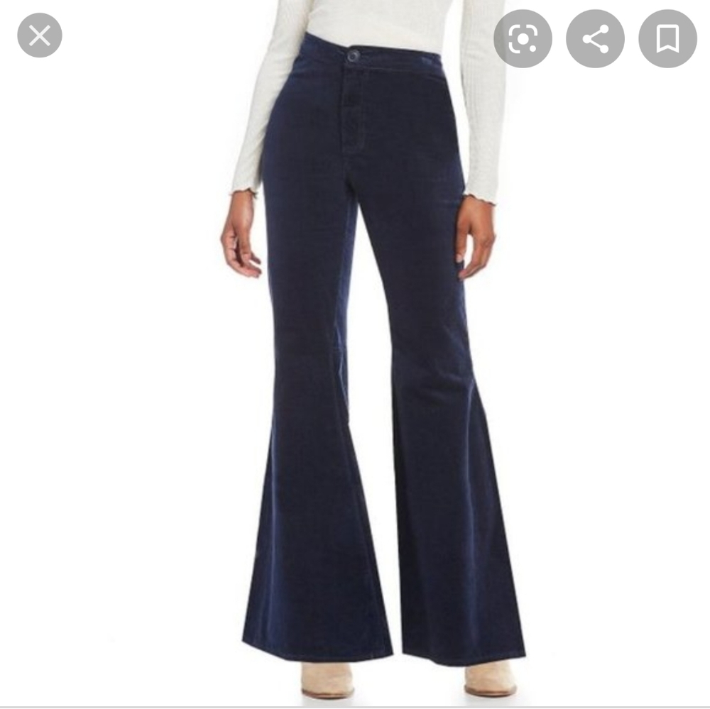 NWT Chelsea and Violet bell bottoms